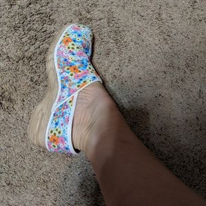 Vegan leather organic clogs fabulous nursing shoes